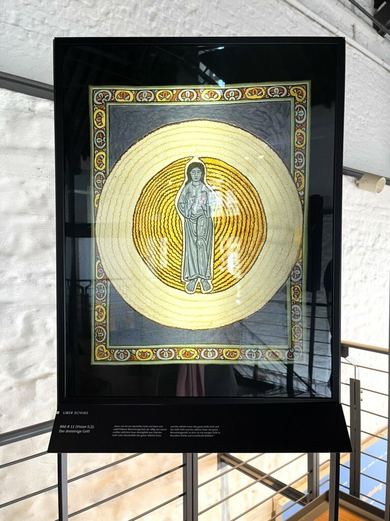 "Der dreieinige Gott" aus dem "Liber Scivias" von Hildegard von Bingen im "Museum am Strom" in Bingen